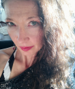 Olivia Gold Medium - 
